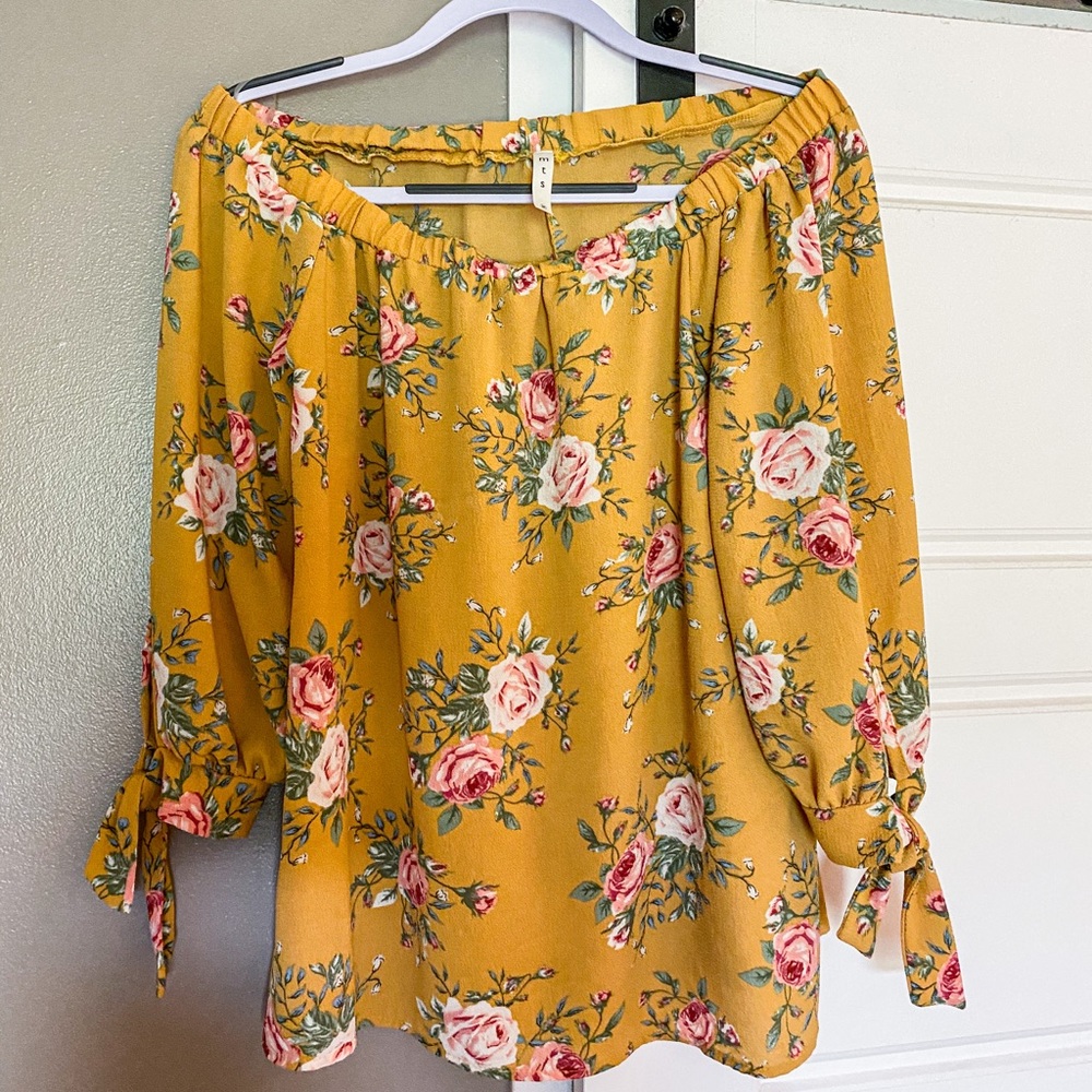 Boutique floral blouse